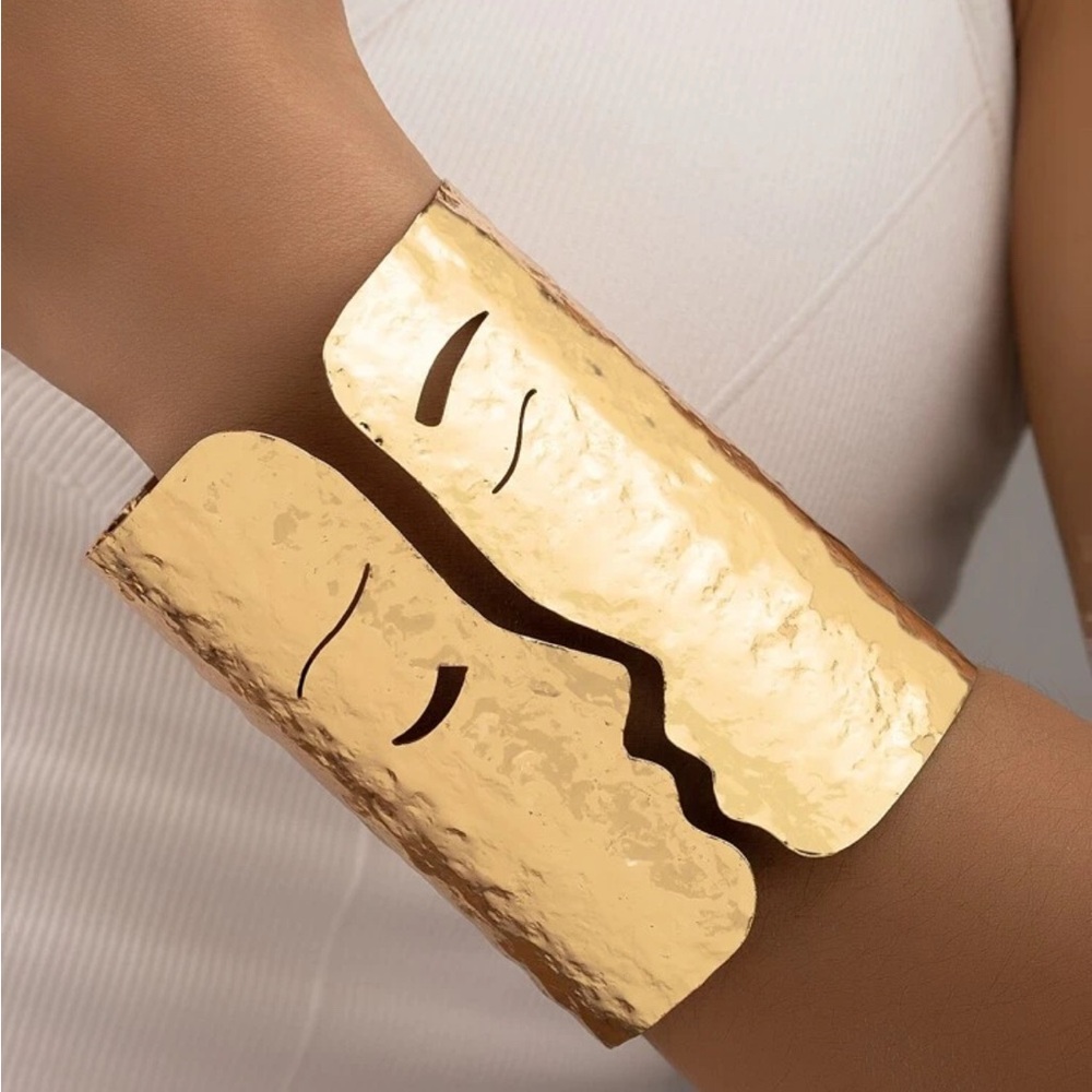 New Artistic Gold Face Cuff Bracelet